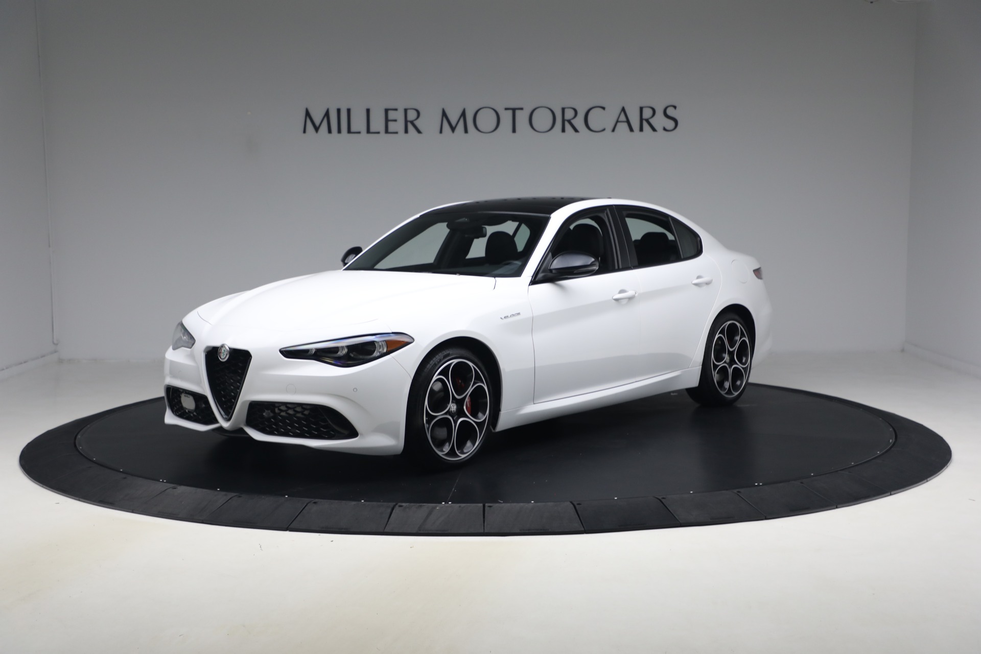 New 2026 Alfa Romeo Giulia for sale $43,000 at Bugatti of Greenwich in Greenwich CT 06830 1