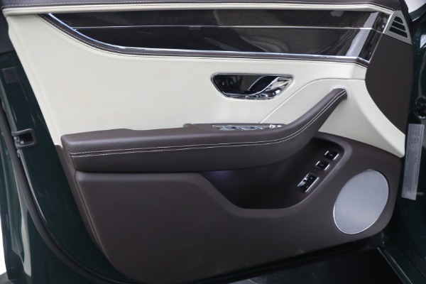 Used 2023 Bentley Flying Spur Hybrid for sale $143,900 at Bugatti of Greenwich in Greenwich CT 06830 14