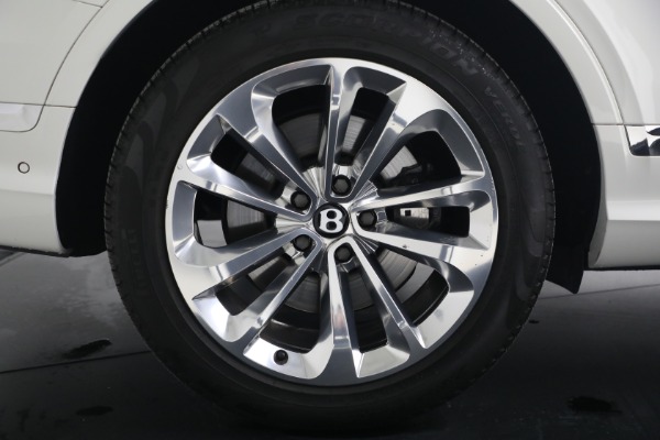 Used 2023 Bentley Bentayga V8 for sale $123,900 at Bugatti of Greenwich in Greenwich CT 06830 14