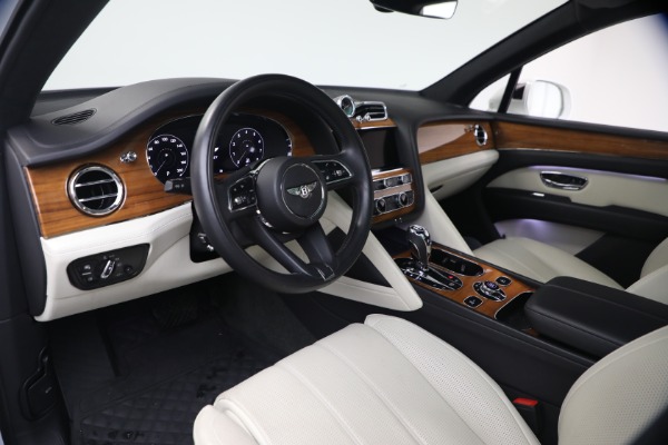 Used 2023 Bentley Bentayga V8 for sale $123,900 at Bugatti of Greenwich in Greenwich CT 06830 19