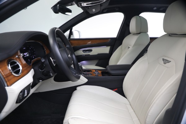 Used 2023 Bentley Bentayga V8 for sale $123,900 at Bugatti of Greenwich in Greenwich CT 06830 20
