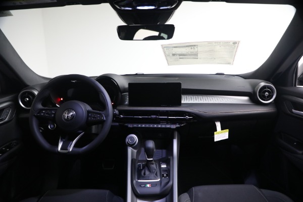 New 2026 Alfa Romeo Tonale Sprint for sale $43,690 at Bugatti of Greenwich in Greenwich CT 06830 23