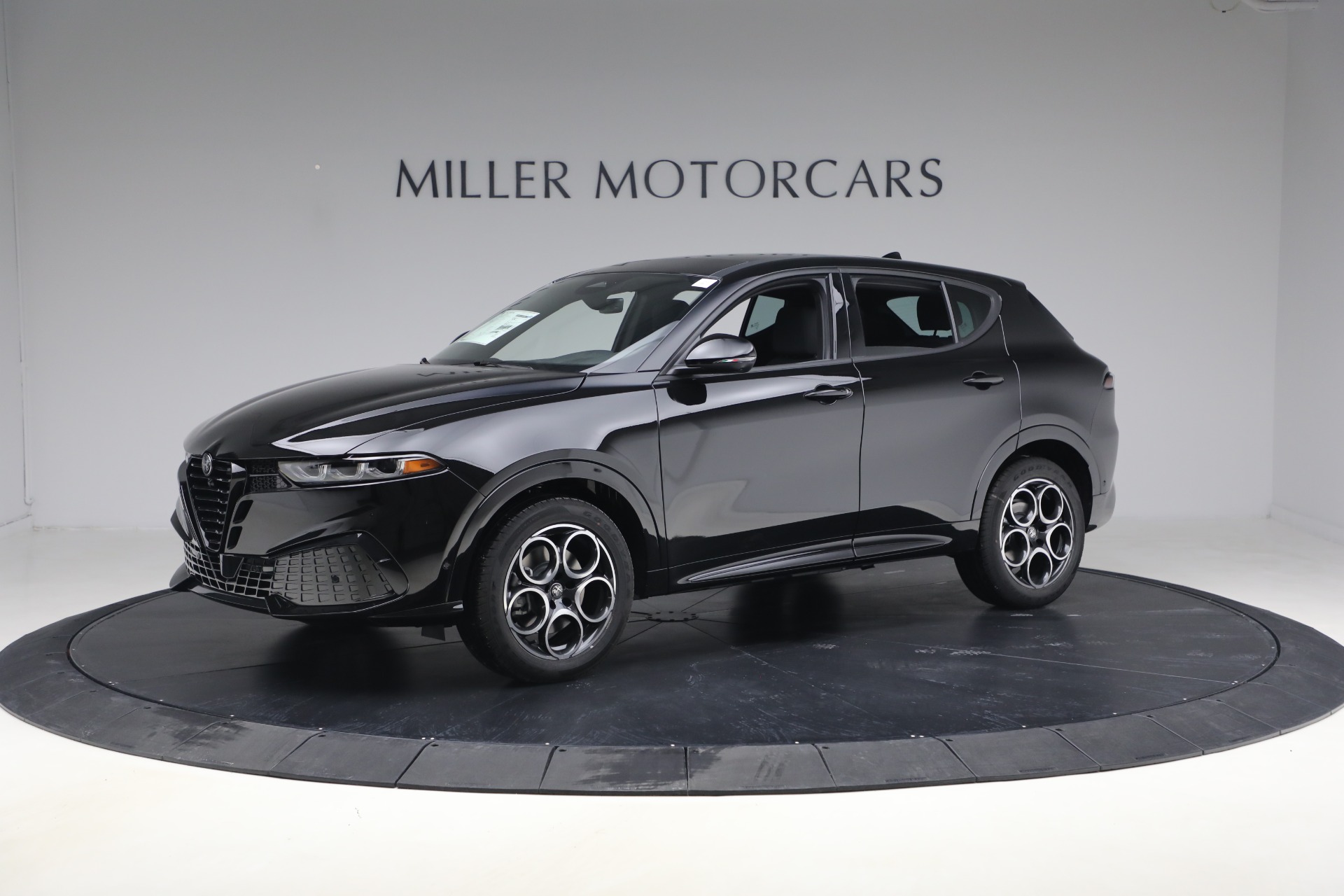 New 2026 Alfa Romeo Tonale Sprint for sale $43,690 at Bugatti of Greenwich in Greenwich CT 06830 1