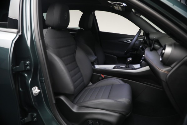 New 2026 Alfa Romeo Tonale Sprint for sale $46,530 at Bugatti of Greenwich in Greenwich CT 06830 16