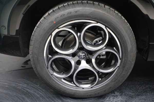 New 2026 Alfa Romeo Tonale Sprint for sale $46,530 at Bugatti of Greenwich in Greenwich CT 06830 24