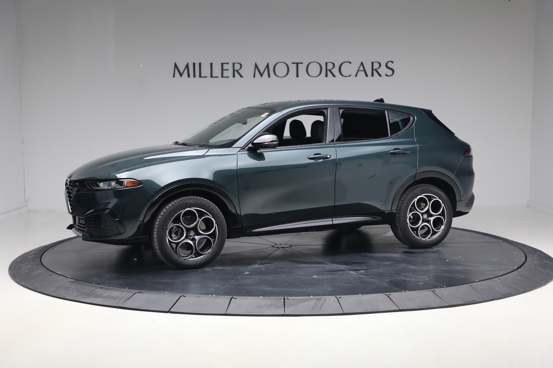 New 2026 Alfa Romeo Tonale Sprint for sale $46,530 at Bugatti of Greenwich in Greenwich CT 06830 1