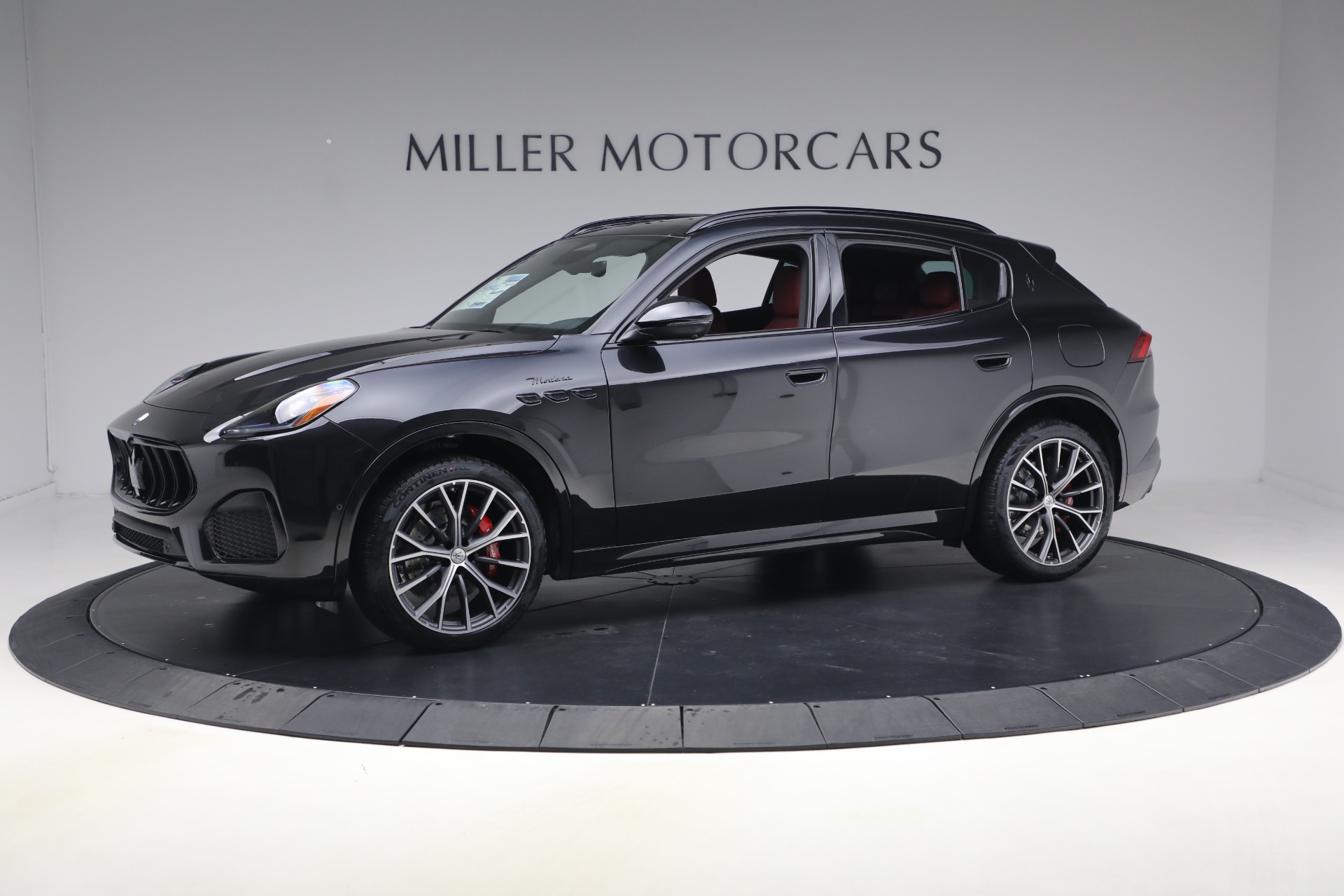 New 2026 Maserati Grecale Modena for sale $98,585 at Bugatti of Greenwich in Greenwich CT 06830 1