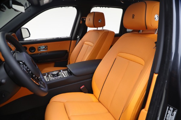 Used 2024 Rolls-Royce Black Badge Cullinan for sale $419,900 at Bugatti of Greenwich in Greenwich CT 06830 15
