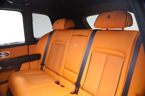 Used 2024 Rolls-Royce Black Badge Cullinan for sale $419,900 at Bugatti of Greenwich in Greenwich CT 06830 18