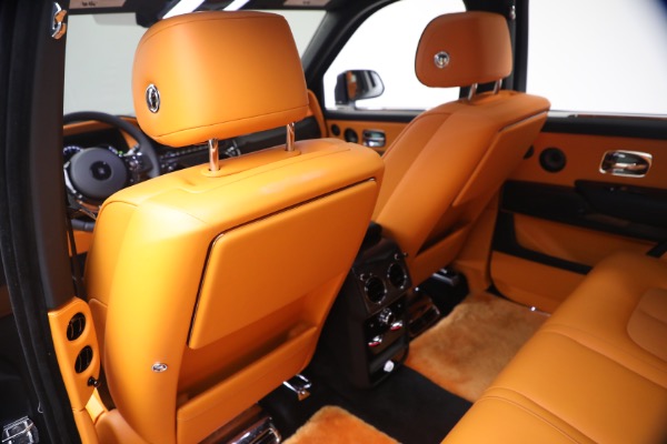 Used 2024 Rolls-Royce Black Badge Cullinan for sale $419,900 at Bugatti of Greenwich in Greenwich CT 06830 20