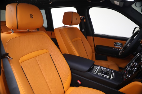 Used 2024 Rolls-Royce Black Badge Cullinan for sale $419,900 at Bugatti of Greenwich in Greenwich CT 06830 23