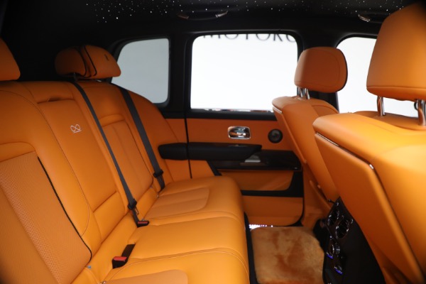 Used 2024 Rolls-Royce Black Badge Cullinan for sale $419,900 at Bugatti of Greenwich in Greenwich CT 06830 25