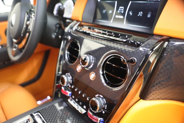 Used 2024 Rolls-Royce Black Badge Cullinan for sale $419,900 at Bugatti of Greenwich in Greenwich CT 06830 27