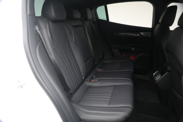 New 2026 Maserati Grecale Modena for sale $95,345 at Bugatti of Greenwich in Greenwich CT 06830 20