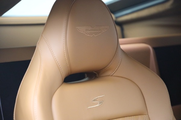 New 2026 Aston Martin Vantage S for sale $249,800 at Bugatti of Greenwich in Greenwich CT 06830 25