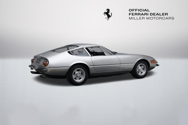 Used 1971 Ferrari 365GTB/4 Daytona for sale $750,000 at Bugatti of Greenwich in Greenwich CT 06830 8