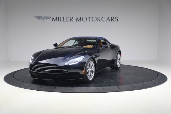 Used 2019 Aston Martin DB11 Volante for sale $121,900 at Bugatti of Greenwich in Greenwich CT 06830 13