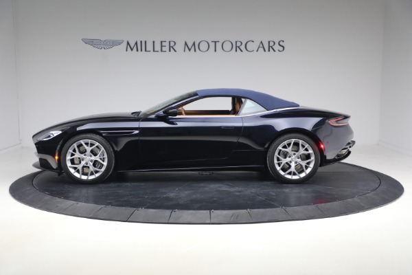 Used 2019 Aston Martin DB11 Volante for sale $121,900 at Bugatti of Greenwich in Greenwich CT 06830 15