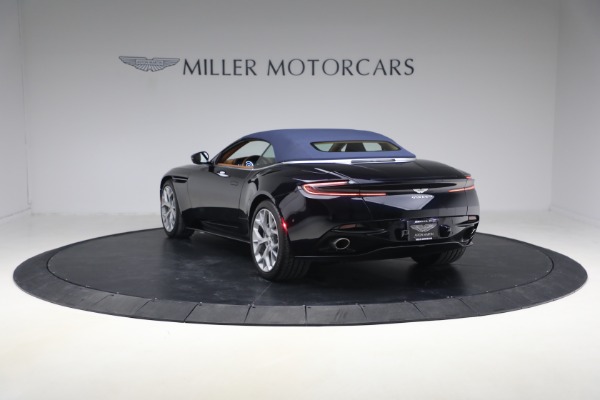 Used 2019 Aston Martin DB11 Volante for sale $121,900 at Bugatti of Greenwich in Greenwich CT 06830 17