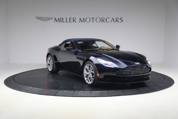 Used 2019 Aston Martin DB11 Volante for sale $121,900 at Bugatti of Greenwich in Greenwich CT 06830 23