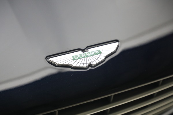 Used 2019 Aston Martin DB11 Volante for sale $121,900 at Bugatti of Greenwich in Greenwich CT 06830 26