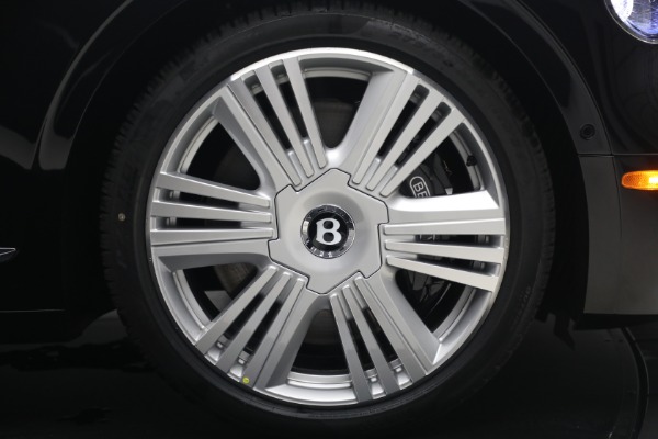New 2026 Bentley Flying Spur Azure for sale $318,975 at Bugatti of Greenwich in Greenwich CT 06830 17