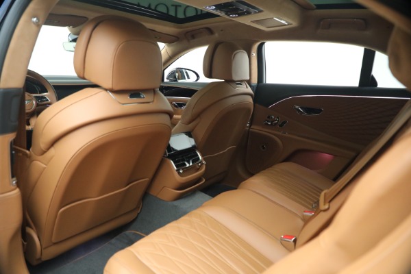 New 2026 Bentley Flying Spur Azure for sale $318,975 at Bugatti of Greenwich in Greenwich CT 06830 22