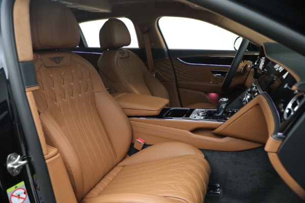 New 2026 Bentley Flying Spur Azure for sale $318,975 at Bugatti of Greenwich in Greenwich CT 06830 28