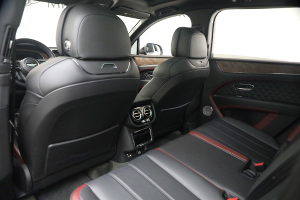 Used 2022 Bentley Bentayga V8 for sale $151,900 at Bugatti of Greenwich in Greenwich CT 06830 21
