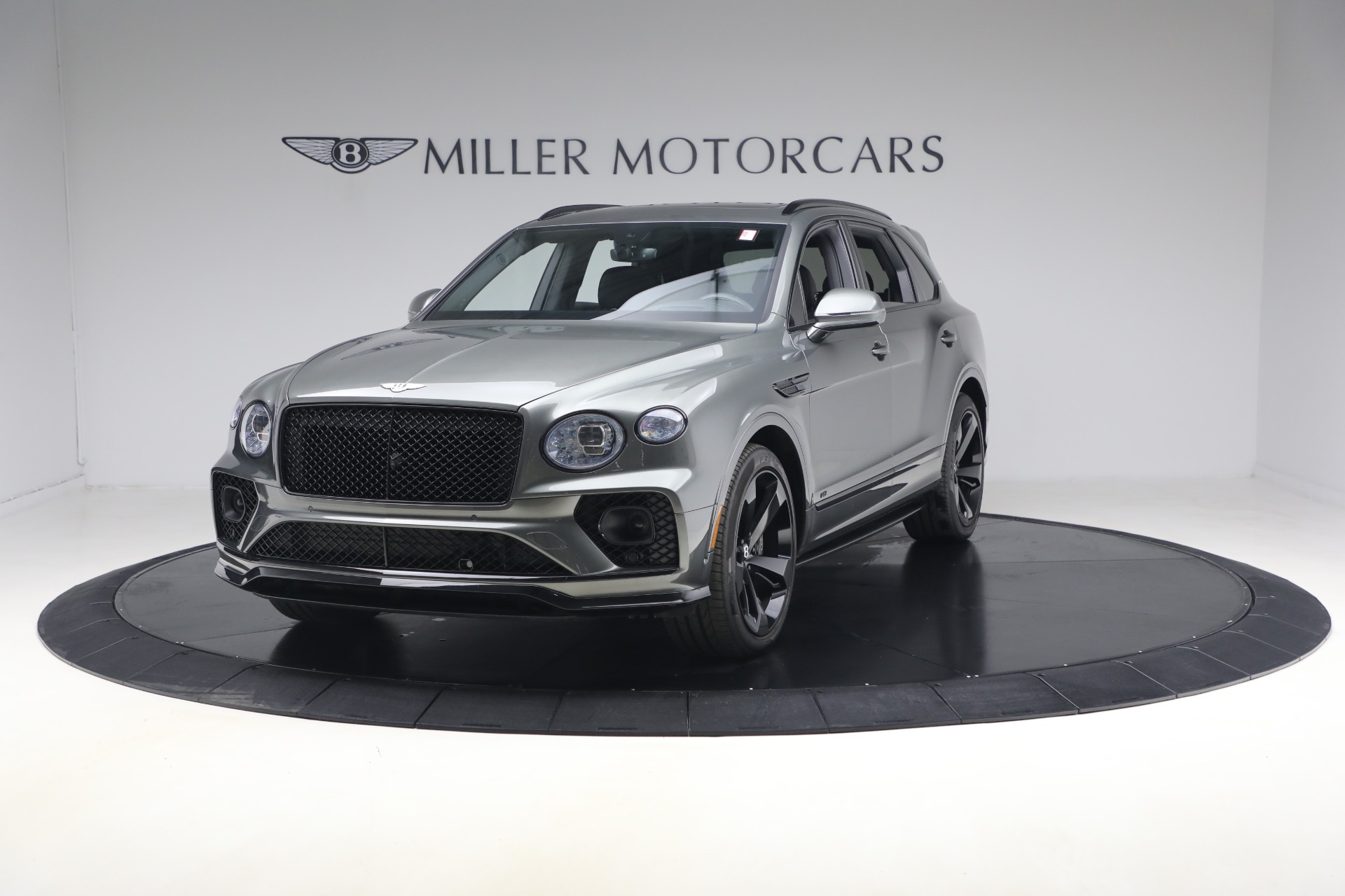 Used 2022 Bentley Bentayga V8 for sale $151,900 at Bugatti of Greenwich in Greenwich CT 06830 1