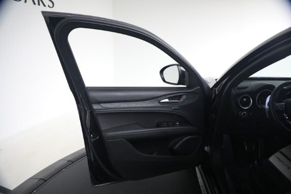 Used 2022 Alfa Romeo Stelvio Sprint for sale $25,900 at Bugatti of Greenwich in Greenwich CT 06830 24