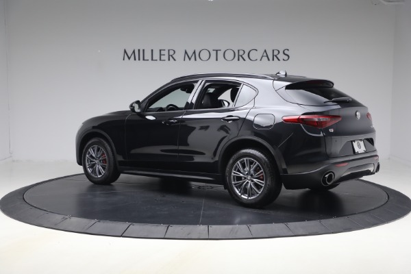 Used 2022 Alfa Romeo Stelvio Sprint for sale $25,900 at Bugatti of Greenwich in Greenwich CT 06830 4