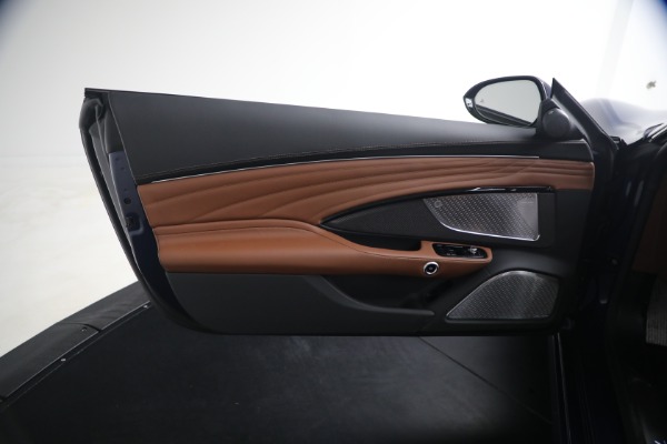 New 2026 Maserati GranCabrio Modena for sale $174,385 at Bugatti of Greenwich in Greenwich CT 06830 28