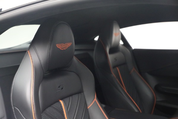 New 2026 Aston Martin Vantage S for sale $251,000 at Bugatti of Greenwich in Greenwich CT 06830 21