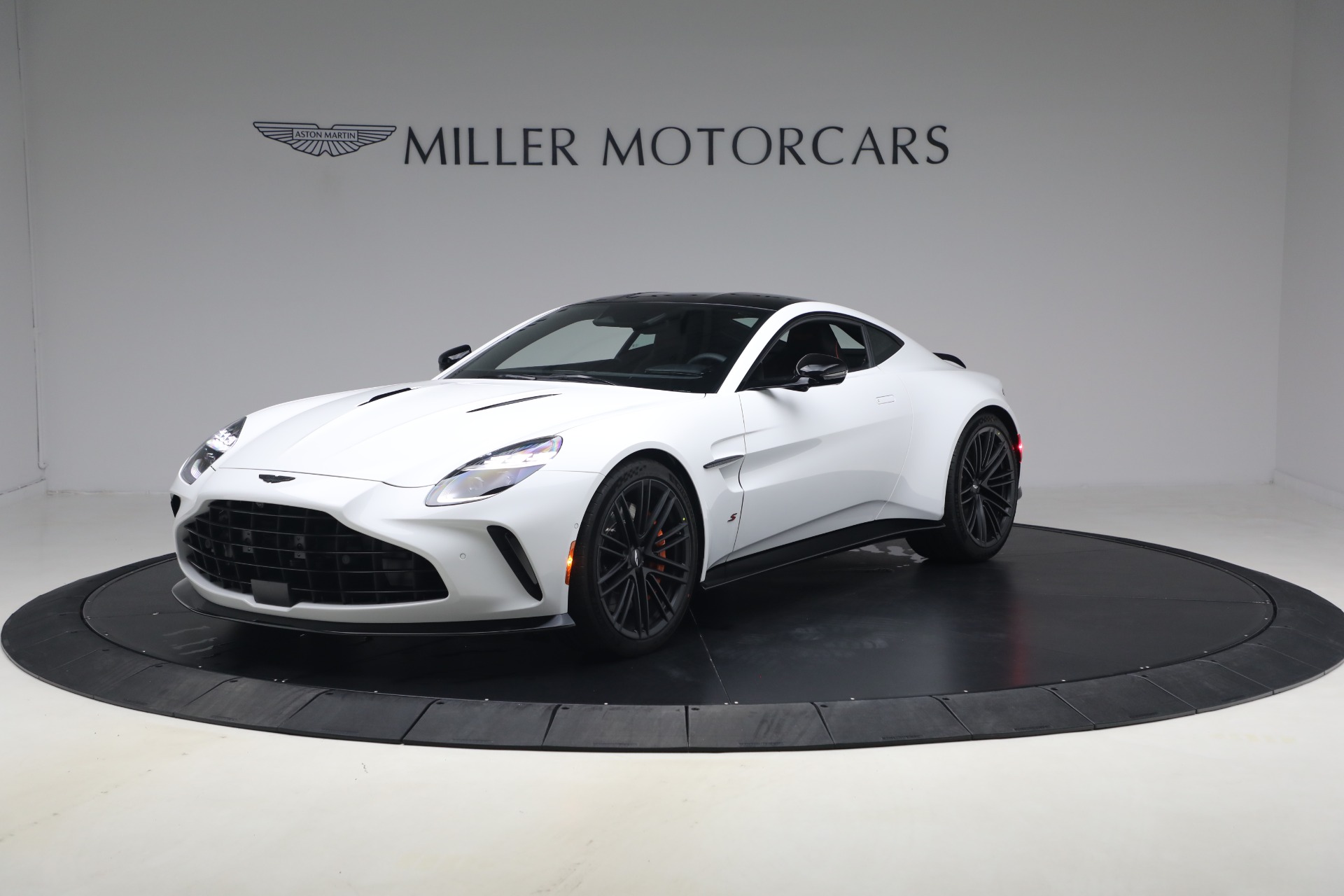 New 2026 Aston Martin Vantage S for sale $251,000 at Bugatti of Greenwich in Greenwich CT 06830 1