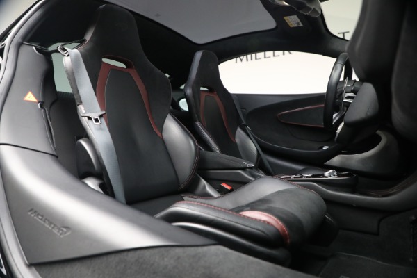 Used 2023 McLaren GT Pioneer for sale $165,900 at Bugatti of Greenwich in Greenwich CT 06830 24