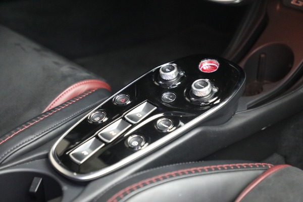 Used 2023 McLaren GT Pioneer for sale $165,900 at Bugatti of Greenwich in Greenwich CT 06830 28