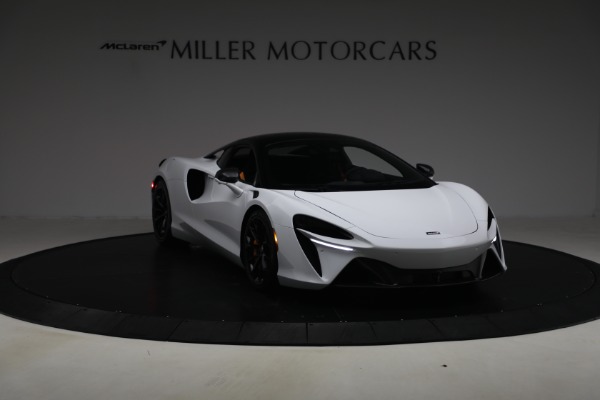 Used 2023 McLaren Artura for sale $184,900 at Bugatti of Greenwich in Greenwich CT 06830 11