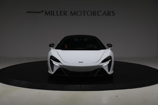 Used 2023 McLaren Artura for sale $184,900 at Bugatti of Greenwich in Greenwich CT 06830 12