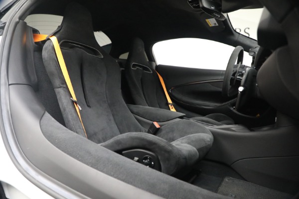 Used 2023 McLaren Artura for sale $184,900 at Bugatti of Greenwich in Greenwich CT 06830 25