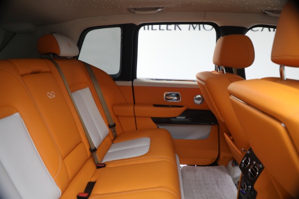 Used 2023 Rolls-Royce Black Badge Cullinan for sale $375,900 at Bugatti of Greenwich in Greenwich CT 06830 22