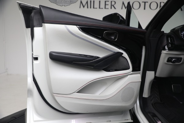 Used 2025 Aston Martin DBX 707 for sale $222,900 at Bugatti of Greenwich in Greenwich CT 06830 19