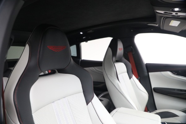 Used 2025 Aston Martin DBX 707 for sale $222,900 at Bugatti of Greenwich in Greenwich CT 06830 28