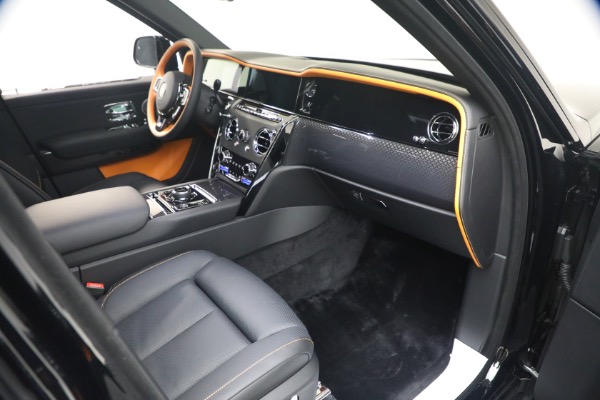 New 2026 Rolls-Royce Black Badge Cullinan for sale $575,450 at Bugatti of Greenwich in Greenwich CT 06830 18