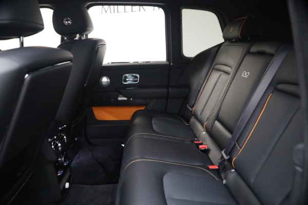 New 2026 Rolls-Royce Black Badge Cullinan for sale $575,450 at Bugatti of Greenwich in Greenwich CT 06830 22