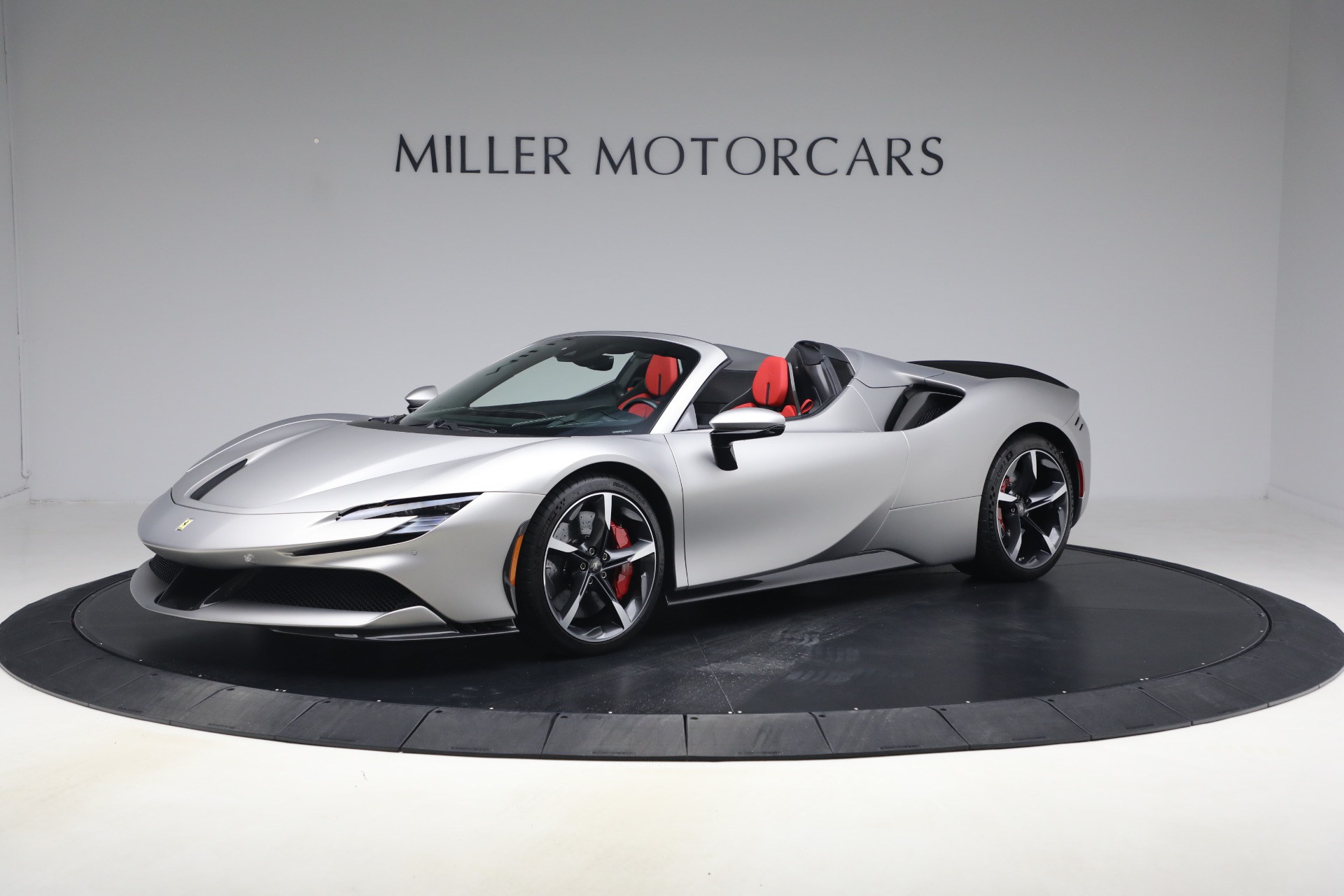 Used 2023 Ferrari SF90 Spider for sale $579,900 at Bugatti of Greenwich in Greenwich CT 06830 1