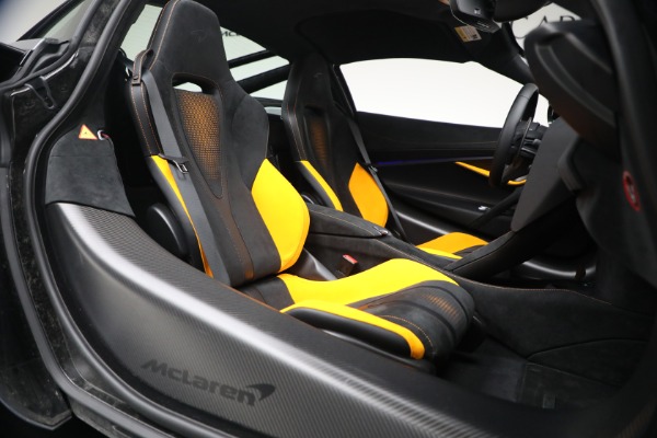 Used 2024 McLaren 750S Performance for sale Call for price at Bugatti of Greenwich in Greenwich CT 06830 24