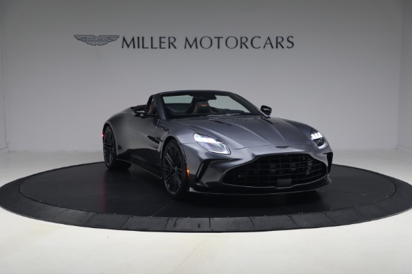 New 2026 Aston Martin Vantage S Roadster for sale $272,300 at Bugatti of Greenwich in Greenwich CT 06830 11