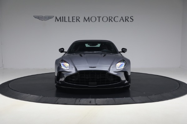 New 2026 Aston Martin Vantage S Roadster for sale $272,300 at Bugatti of Greenwich in Greenwich CT 06830 24
