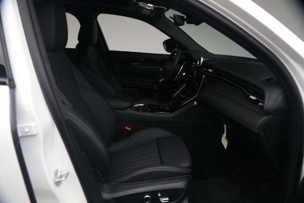 New 2026 Maserati Grecale Modena V6 for sale $95,345 at Bugatti of Greenwich in Greenwich CT 06830 14